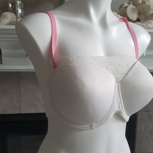 Fruit of the loom. White convertible bra 38D.